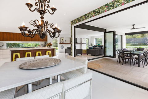 CATALINA - MOUNT ELIZA - eTourism Australia 1