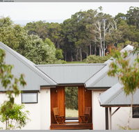 Chandeliers on Abbey - eTourism Australia