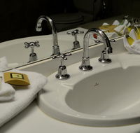 Club Inn Motel - eTourism Australia