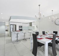 Coast Luxury Apartment 21 - eTourism Australia