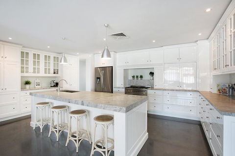 Coastal Elegance - eTourism Australia 2