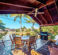 Coconut Grove Holiday House - eTourism Australia
