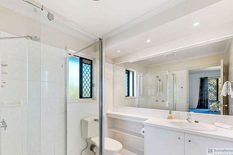 Coconut Grove Holiday House - eTourism Australia 2