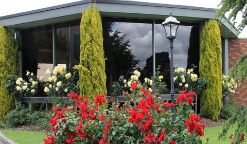 Comfort Inn Cedar Lodge - eTourism Australia 1