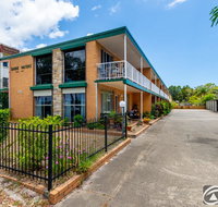 Comfy Ground Floor Unit opposite waterfront Welsby Pde Bongaree - eTourism Australia