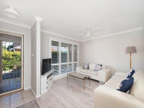 Dalton House@Nelson Bay - eTourism Australia 3