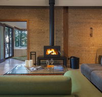 Eumarella Shores Noosa Lake Retreat