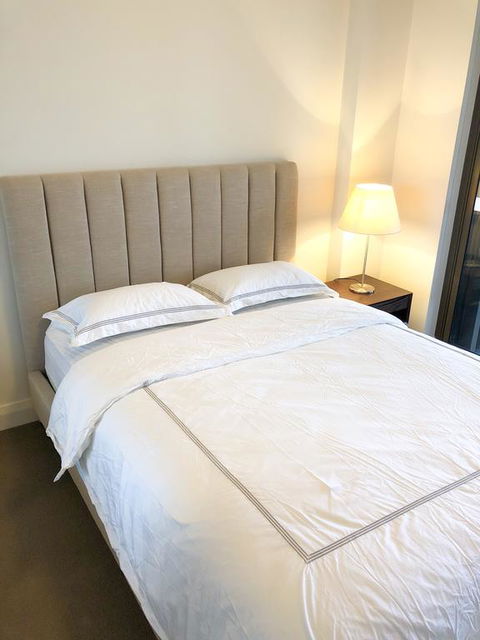 Executive Apartment Sydney Olympic Park - eTourism Australia 3