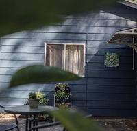 Funky Flat on Acreage - eTourism Australia