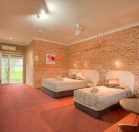 Country Lodge Motel - eTourism Australia