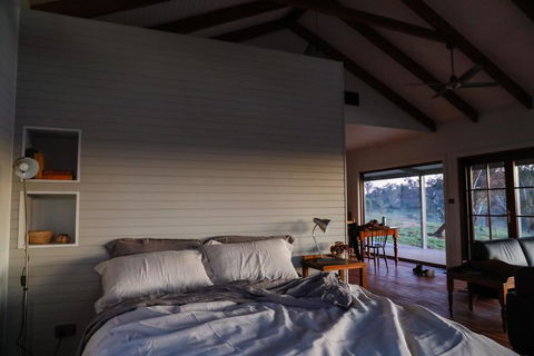 Kestrel Nest EcoHut - eTourism Australia 2