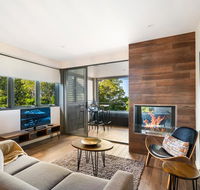 Luxury Hinterland Retreat - Family Suite with Hinterland and Ocean Views - eTourism Australia