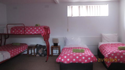 Mid Valley Motel - eTourism Australia 1