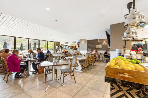 Miramare Gardens Boutique Accommodation - eTourism Australia 2