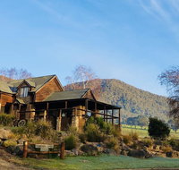 Mountain Grass Lodge 2 bedroom - eTourism Australia