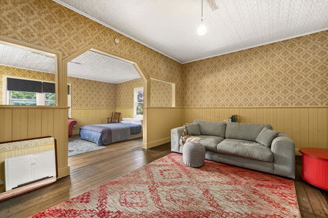 National Park Hotel - eTourism Australia 3