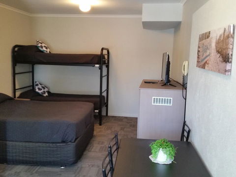 Mandurah Foreshore Motel - eTourism Australia 12