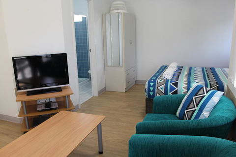 Mandurah Ocean Marina Chalets - eTourism Australia 34