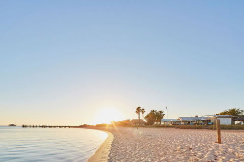 RAC Monkey Mia Dolphin Resort - eTourism Australia 12