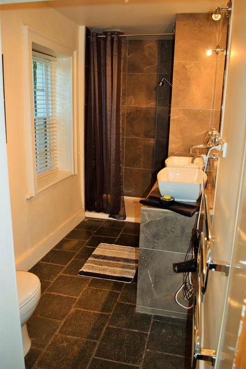 Cleburne Homestead - eTourism Australia 25