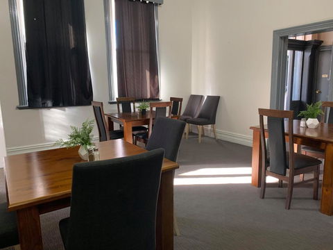 New Cornwall Hotel - eTourism Australia 2