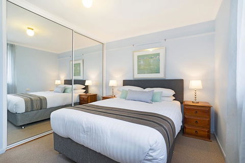 Newcastle Short Stay Apartments - Flagstaff Apartment - eTourism Australia 1