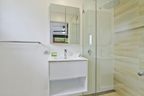 Newcastle Short Stay Apartments - Glebe Road Adamstown - eTourism Australia 2