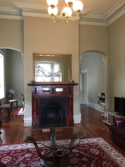 Newport Homestay & Lodge - The Heritage Guest House - eTourism Australia 2