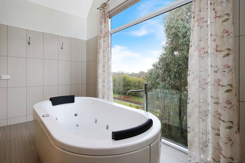 Next To Bliss - eTourism Australia 0