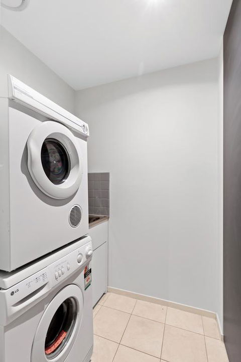 Nook Melbourne Apartments - Russell Street - eTourism Australia 3