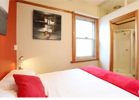 North Hobart Apartments - eTourism Australia 2