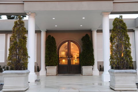 Norwood House Motel & Receptions - eTourism Australia 1