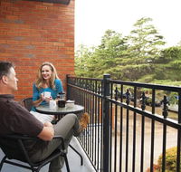 Oxley Court Serviced Apartments - eTourism Australia