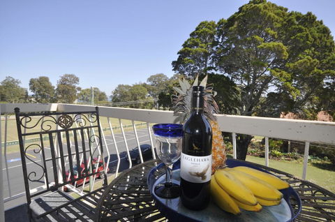 Seaclusion On Toorbul - eTourism Australia 0