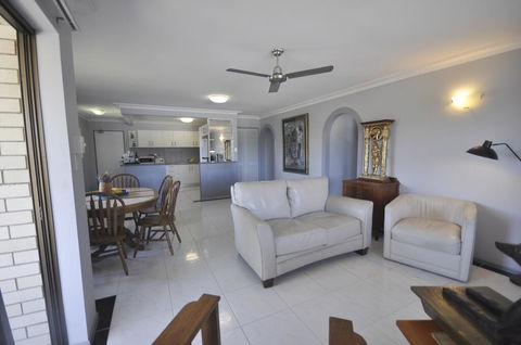 Seaclusion On Toorbul - eTourism Australia 1