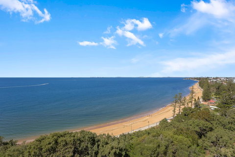 Sunset Sails Redcliffe - eTourism Australia 0