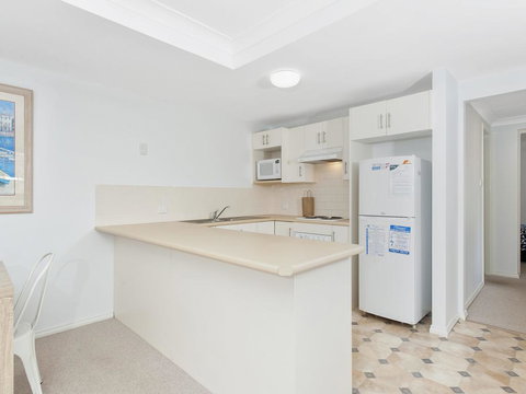 Surf Break - 10A Tuna (Downstairs) - eTourism Australia 3