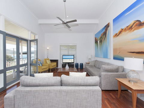 Surf Break - 10B Tuna (Upstairs) - eTourism Australia 1