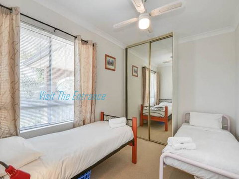 Surf Side Palms 12 - eTourism Australia 1