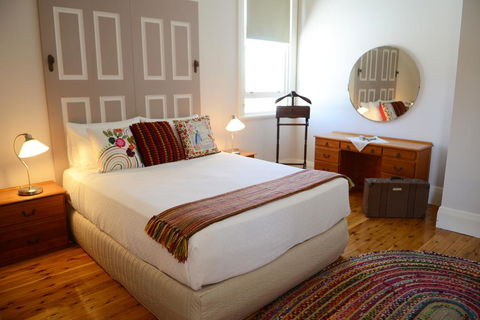 The Bank B&B West Wyalong - eTourism Australia 1