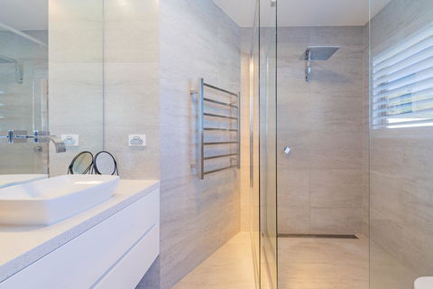 Nature & Relax House, Panoramic Sea View, Free Parking 37 - eTourism Australia 18