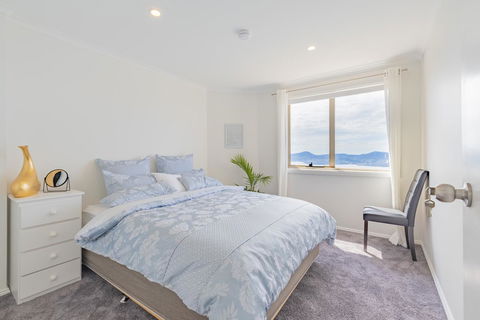 Nature & Relax House, Panoramic Sea View, Free Parking 37 - eTourism Australia 12