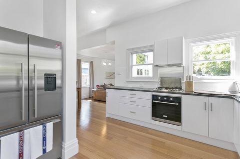 Amberley - eTourism Australia 7