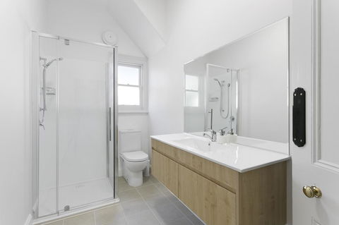 Amberley - eTourism Australia 17