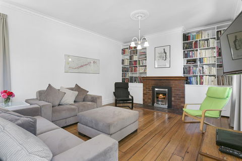 Amberley - eTourism Australia 2