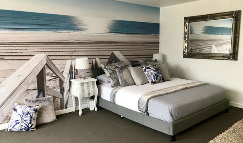 Lorne World - eTourism Australia 12