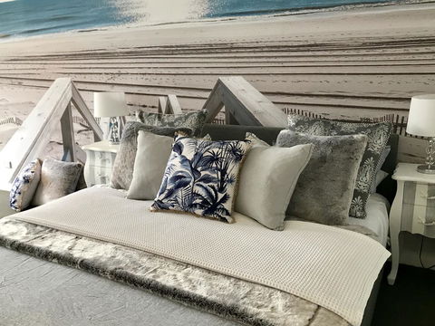 Lorne World - eTourism Australia 0