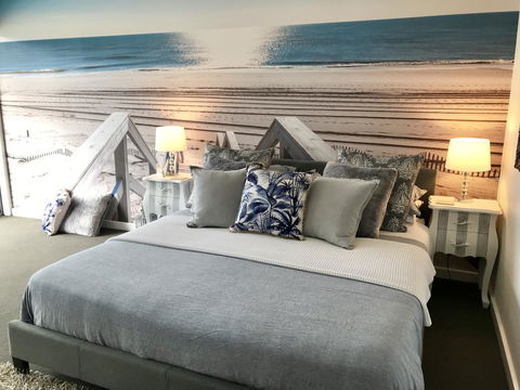 Lorne World - eTourism Australia 3