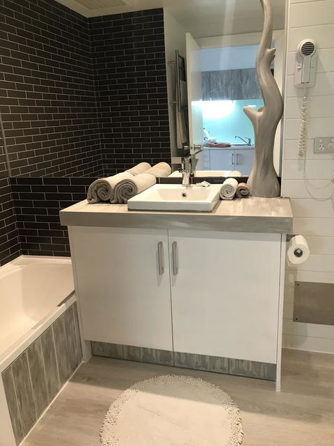 Lorne World - eTourism Australia 9