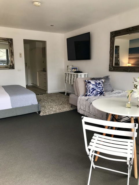 Lorne World - eTourism Australia 5